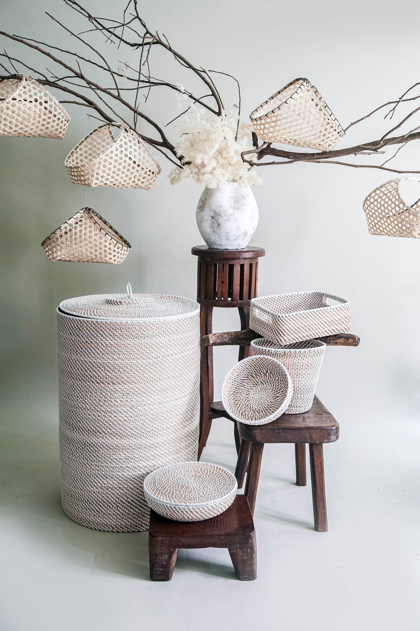Covered Round Basket