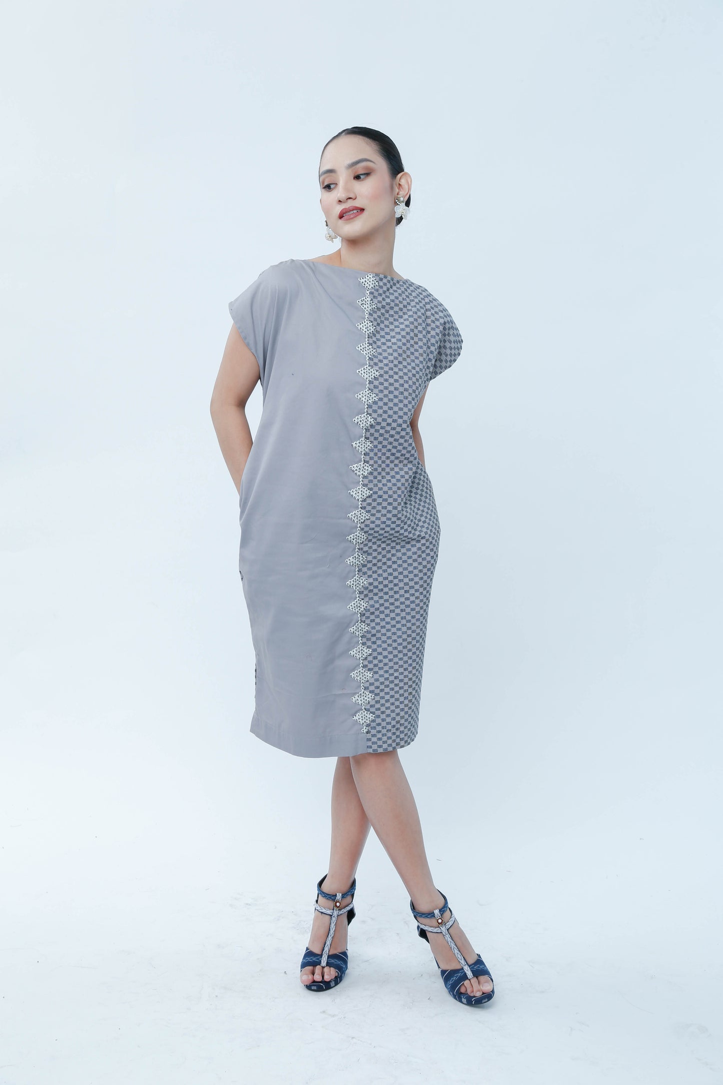 Doble Kara Two Toned Dress in Grey