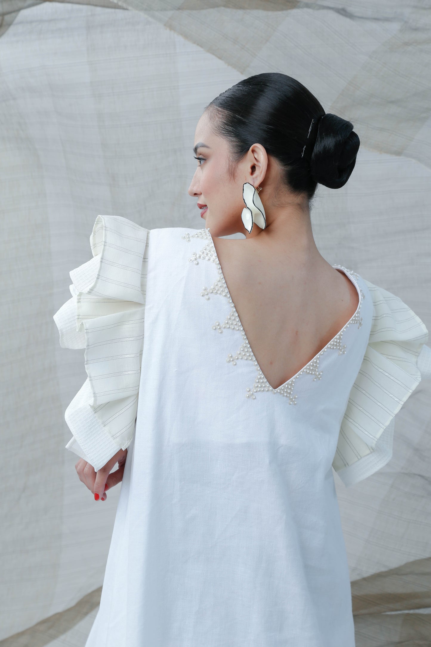 Masayahin Dress in White