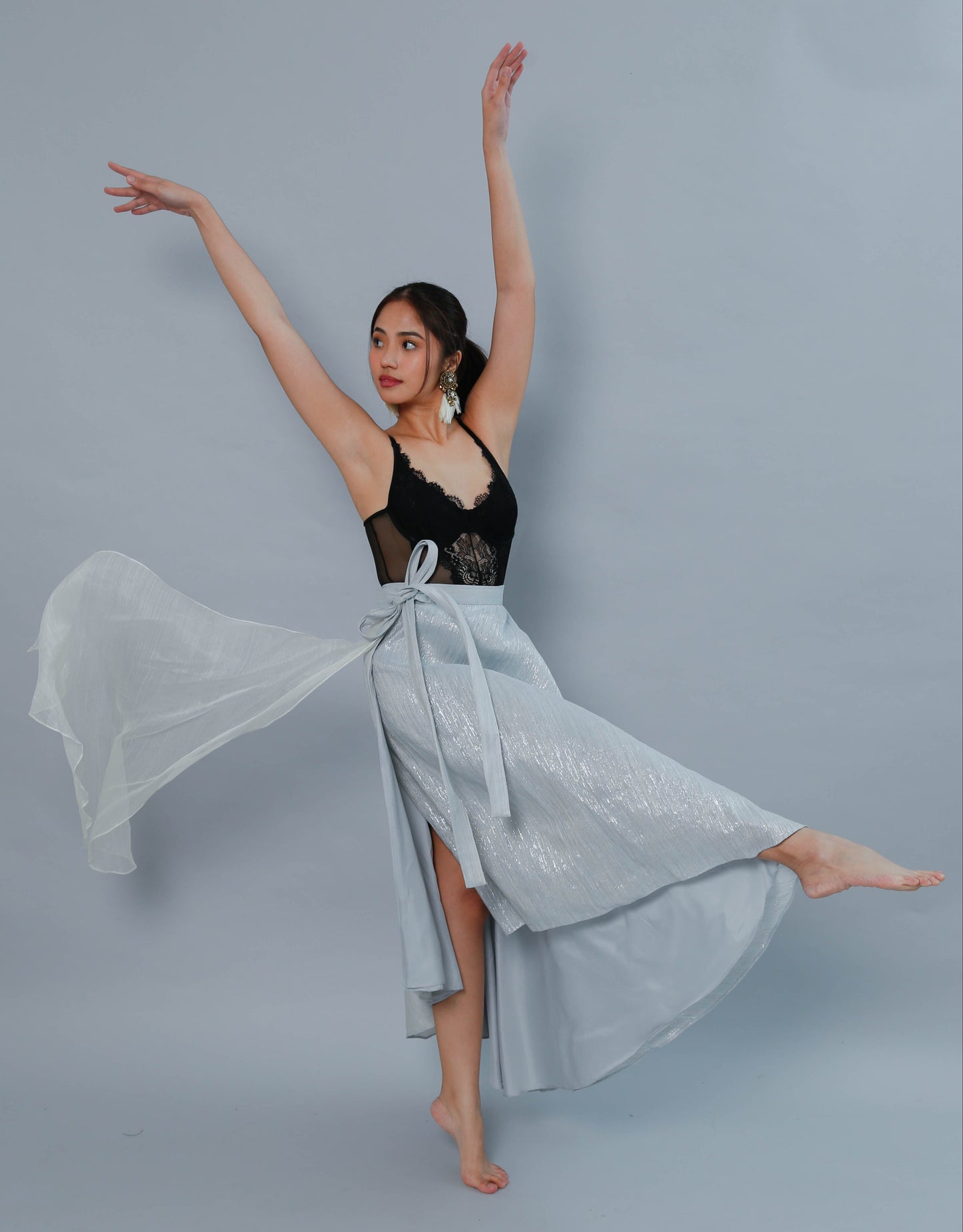 Pure Abaca Wrap Skirt in Metallic and Matte Grey with Piña Weave