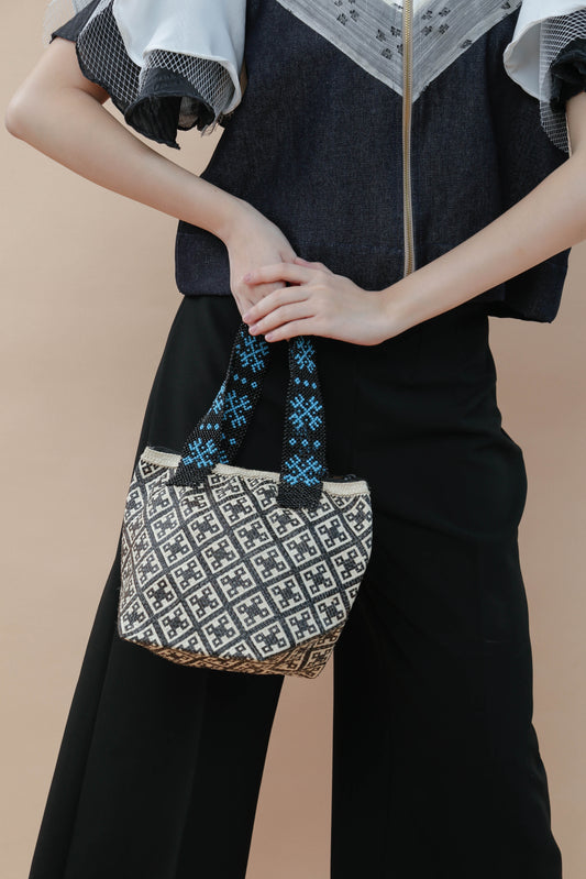 Detalye Bucket Bag with Intricate Bead and Basket Works by the Mangyan Tribe