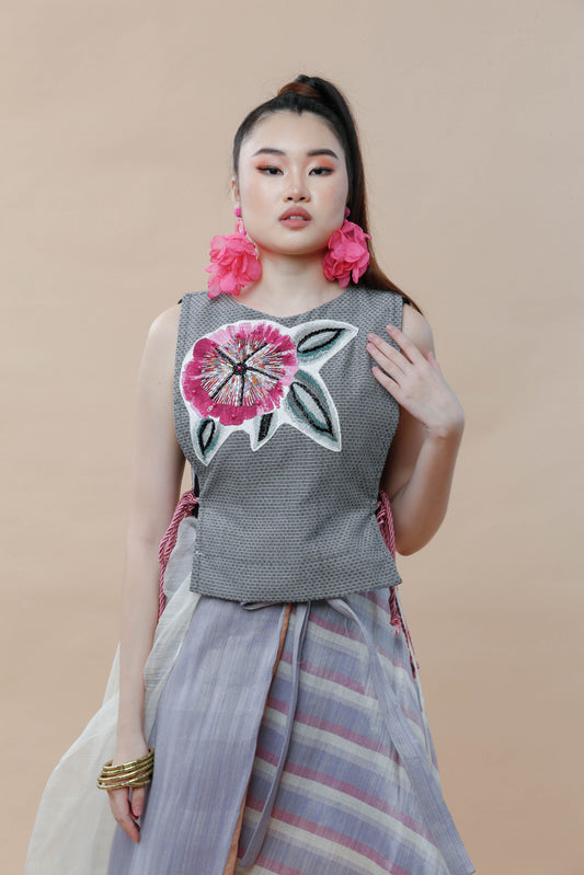 Kaanyag Bib in Binakol Weave with Floral Applique