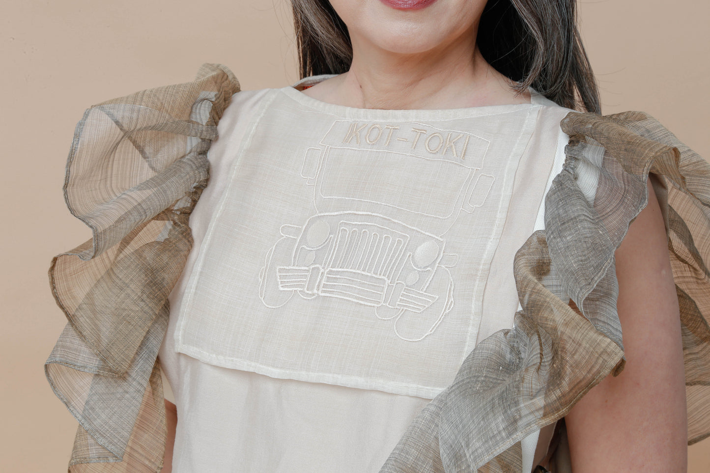 Ikot-Toki in Piña Bib