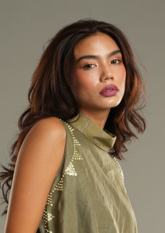 Magandang Tanghali in Light Olive Linen Dress with Deep Pockets