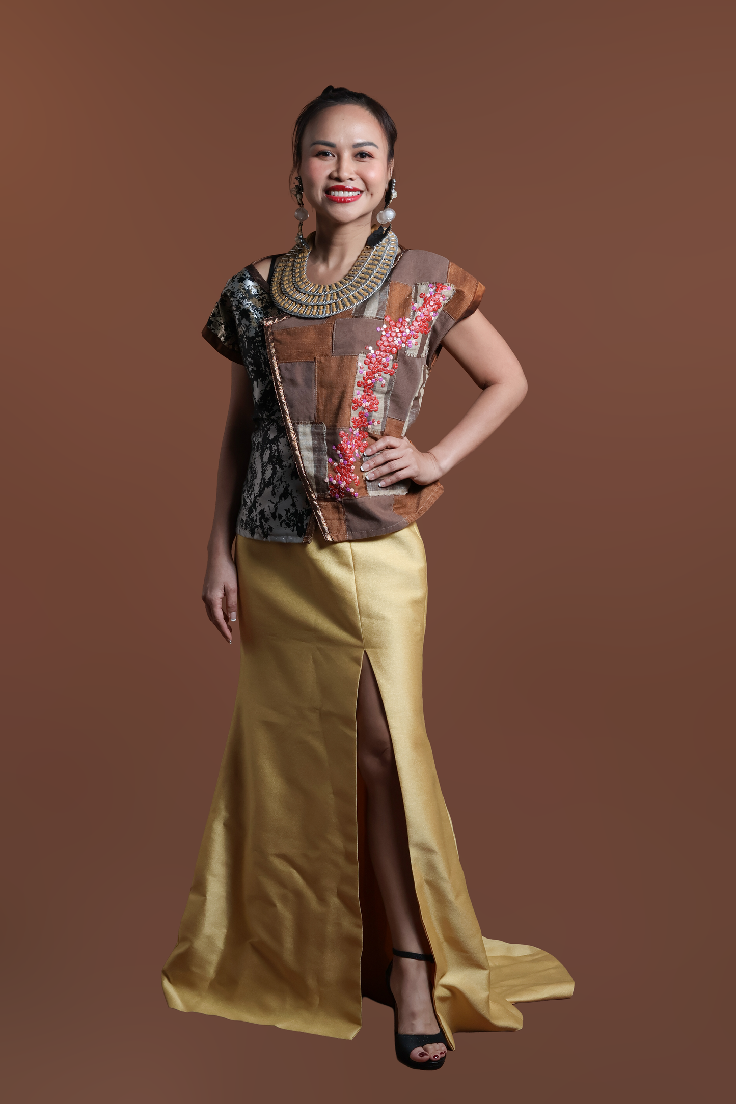 PROTEKTADO TOP IN BROWN SIBAGAT WEAVE WITH BEADWORKS