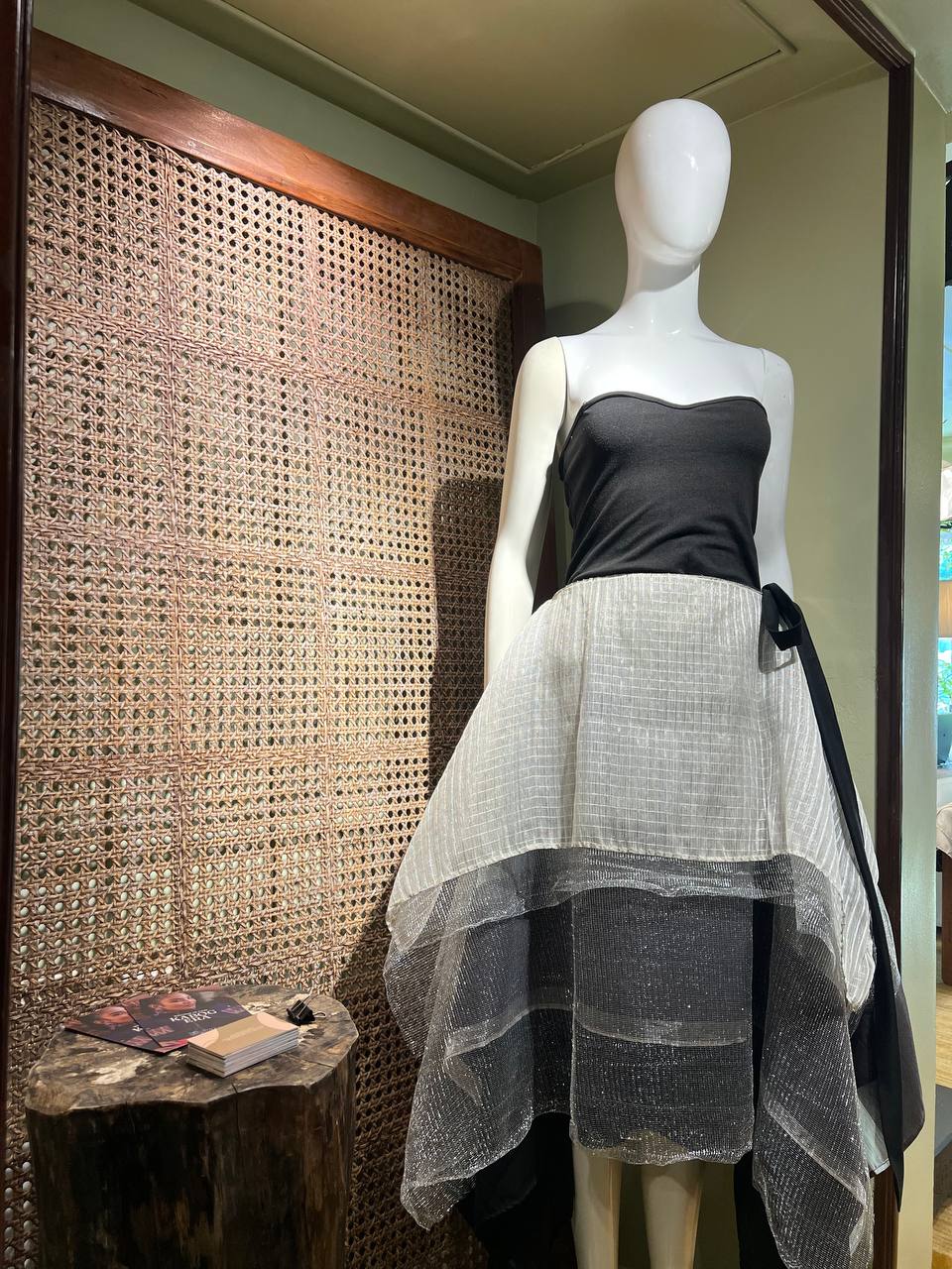 KABOGERA SKIRT IN BLACK WITH NY NET AND SILVER SUKSUK BARONG
