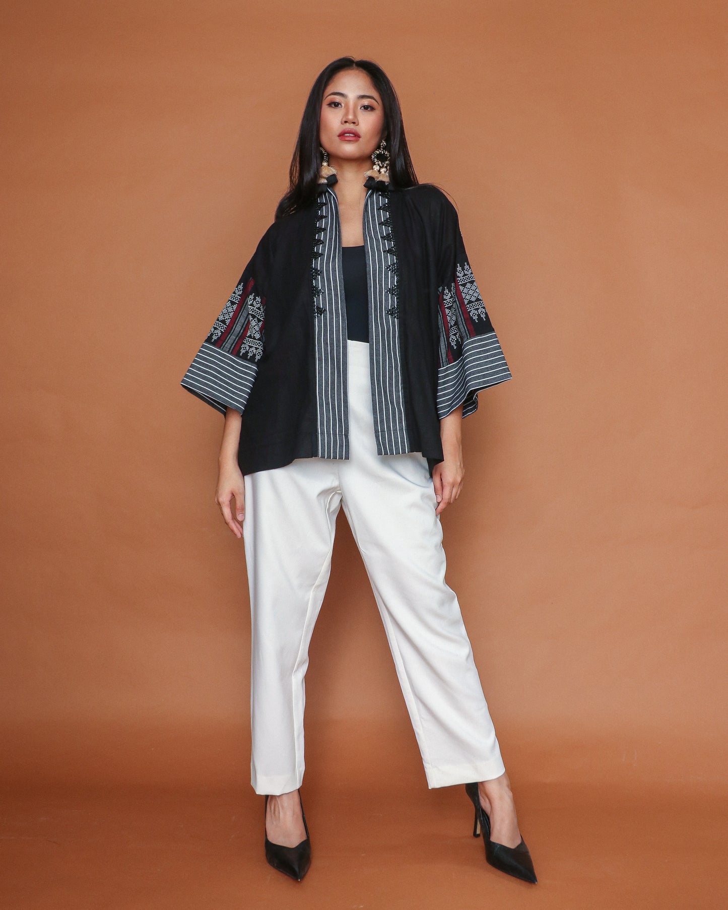 Gabing Mapayapa in Black Stripes Inaul