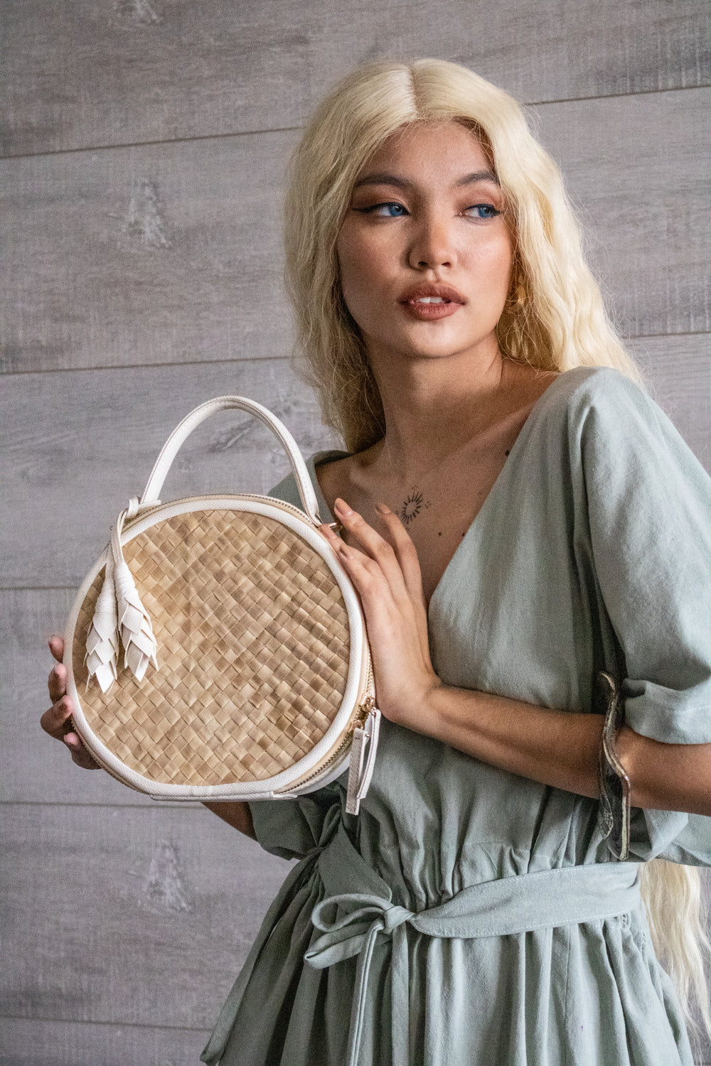 Luna Round Pandan Bag in White