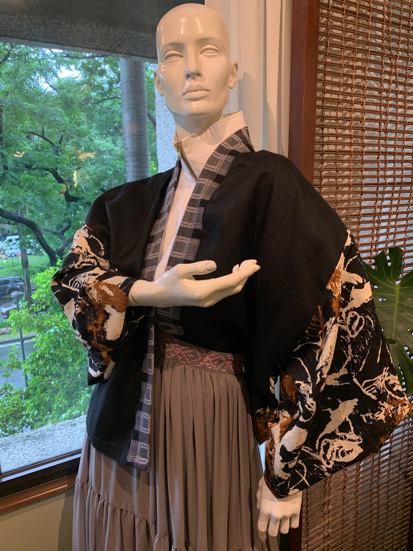 Black Pure Linen Samurai Poncho with Binakol Weave
