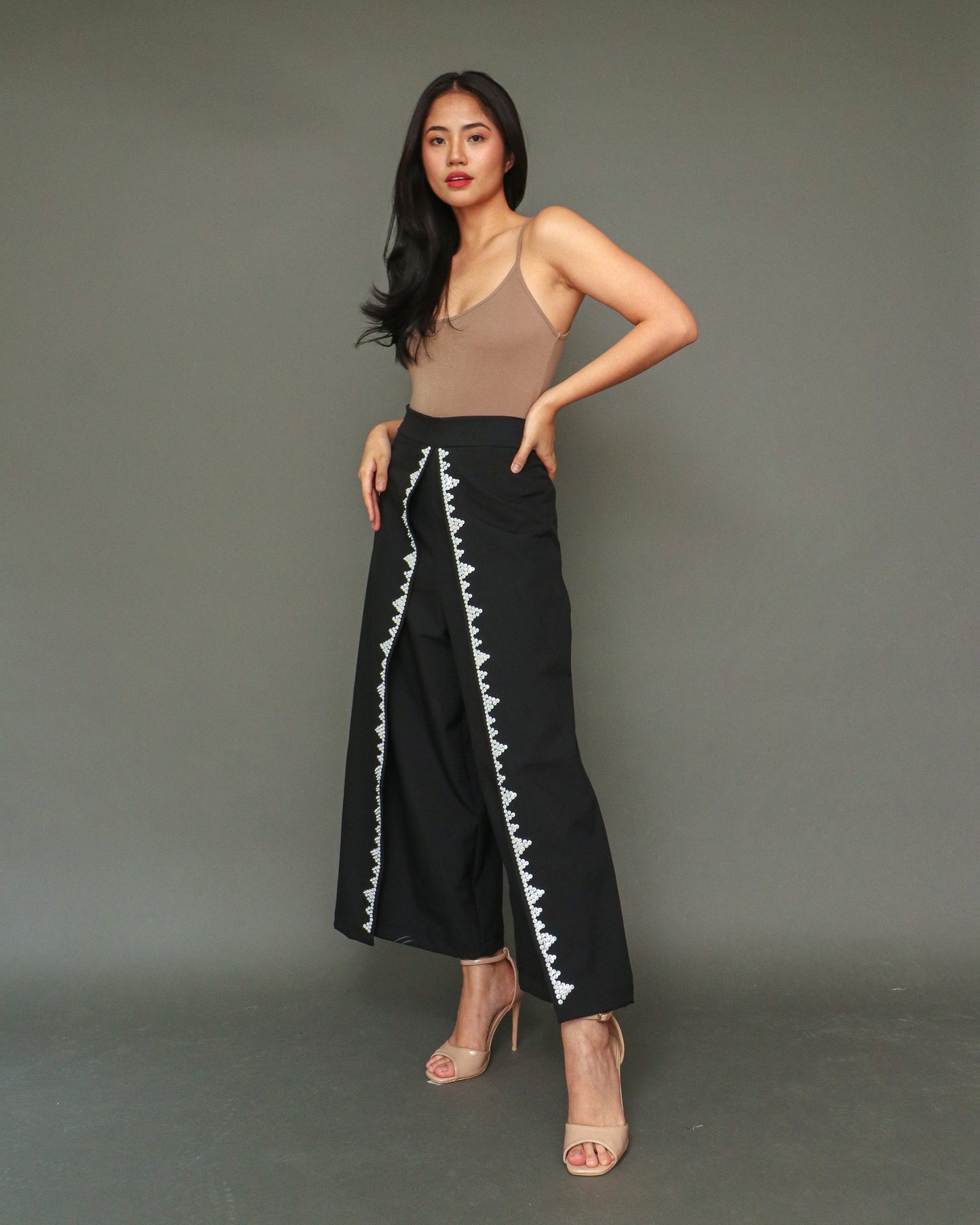 Maayos Kausap Non-Crumple Flair Pants with Hand Embroidery in Black