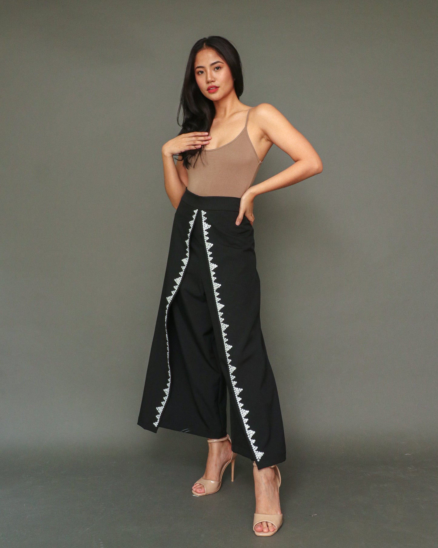 Maayos Kausap Non-Crumple Flair Pants with Hand Embroidery in Black