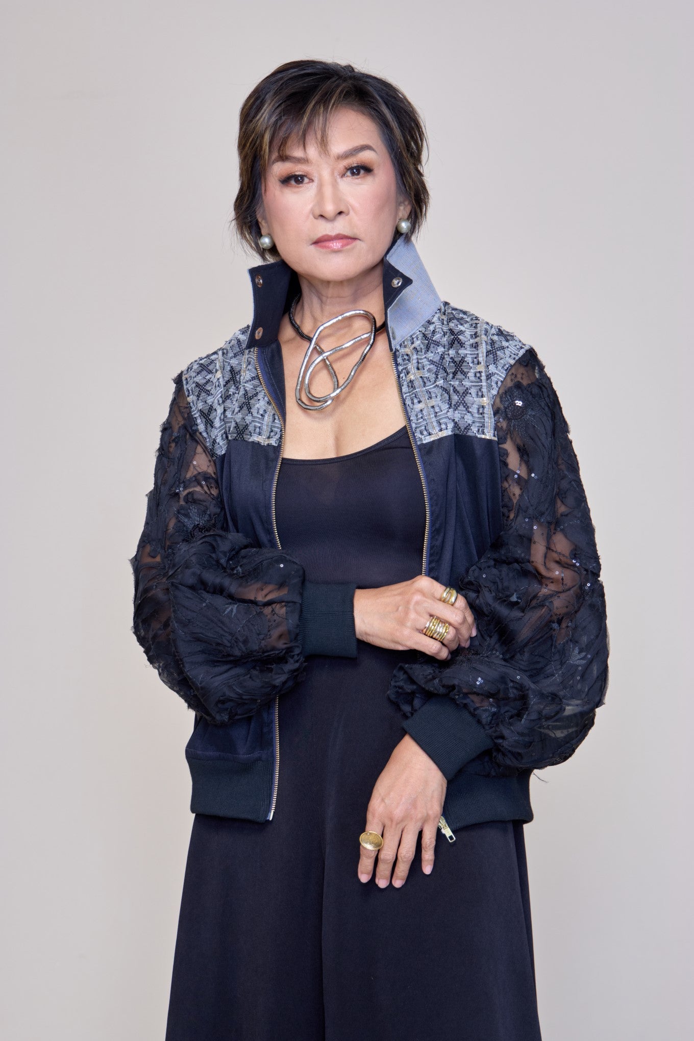 Liwanag sa Dilim Award Winning Suksuk Piña of Abra in Midnight Black