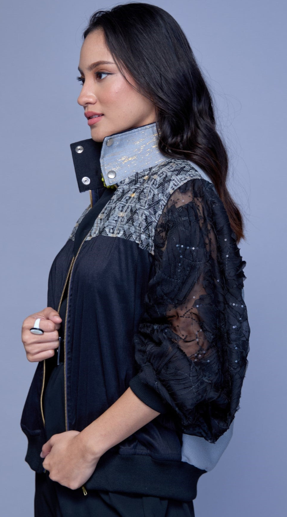 Liwanag sa Dilim Award Winning Suksuk Piña of Abra in Midnight Black