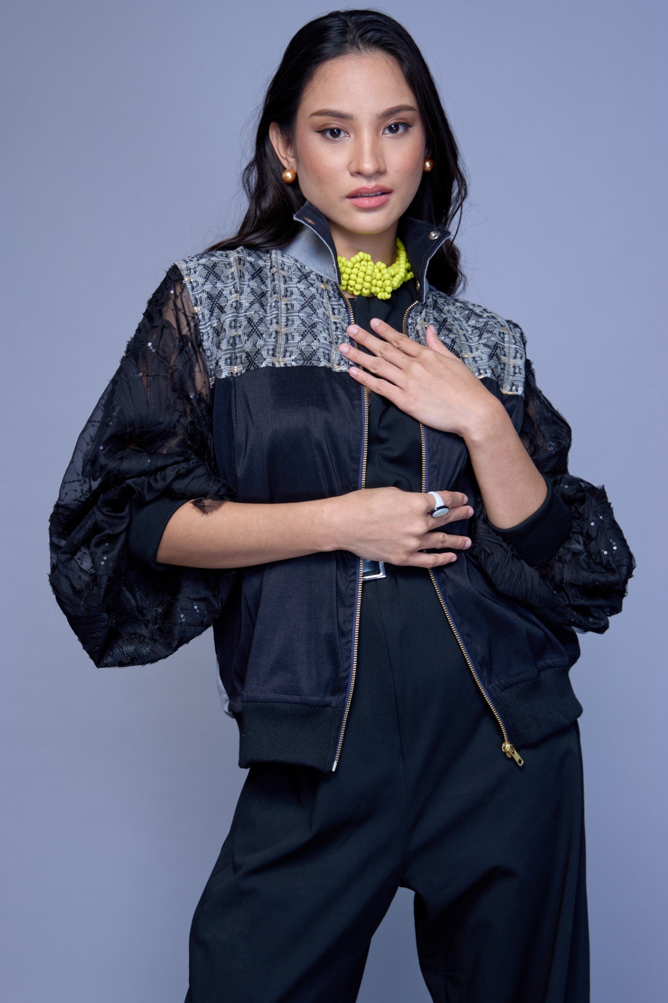 Liwanag sa Dilim Award Winning Suksuk Piña of Abra in Midnight Black