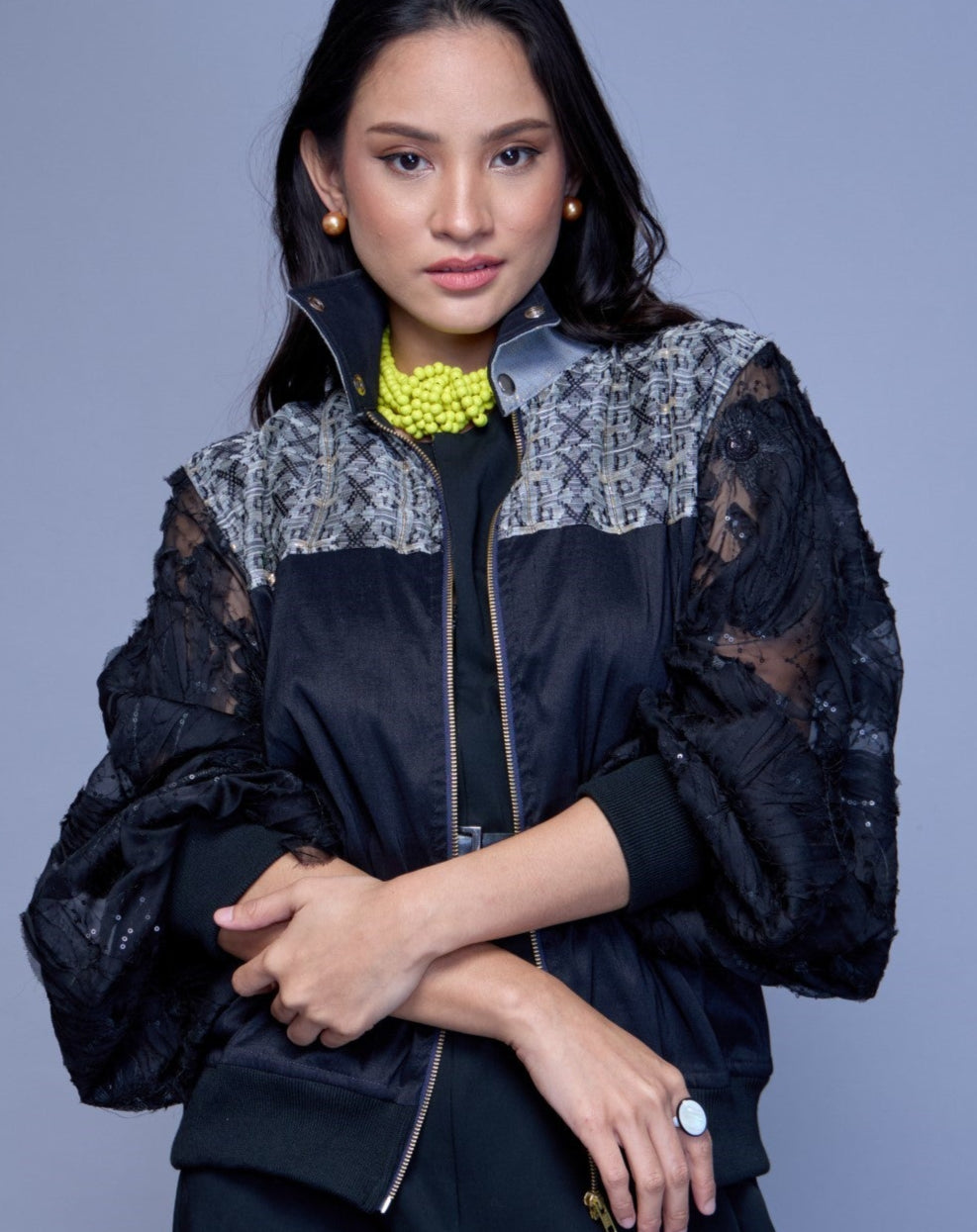 Liwanag sa Dilim Award Winning Suksuk Piña of Abra in Midnight Black