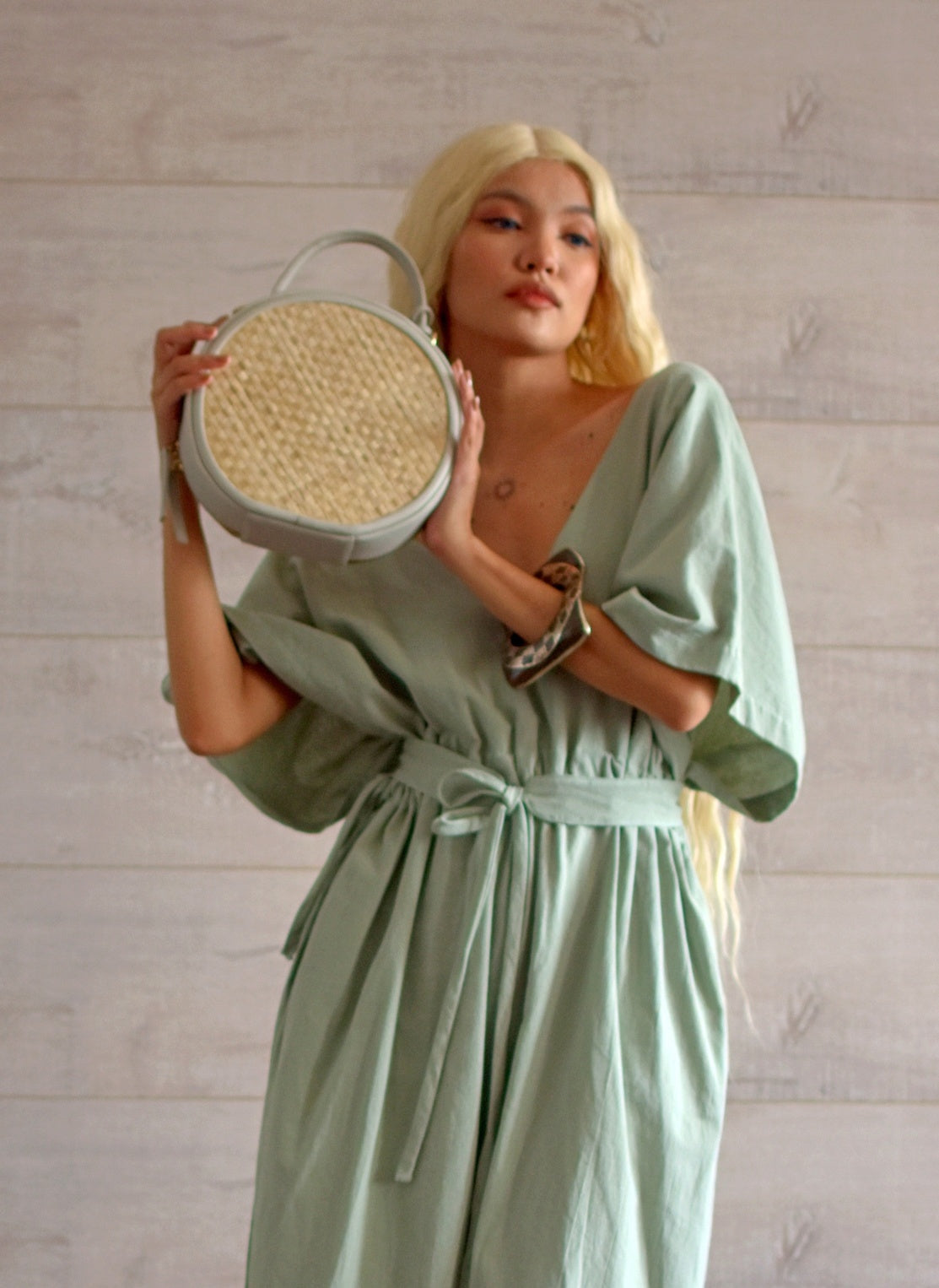 Luna Round Pandan Bag in Grey