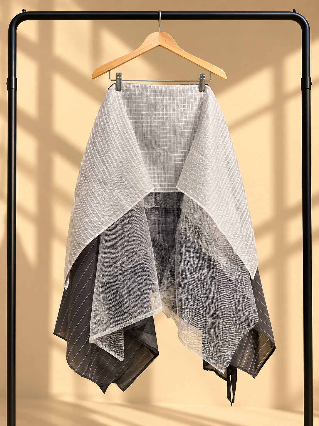 KABOGERA SKIRT IN SILVER GRAY WITH SILVER SQUARE BARONG