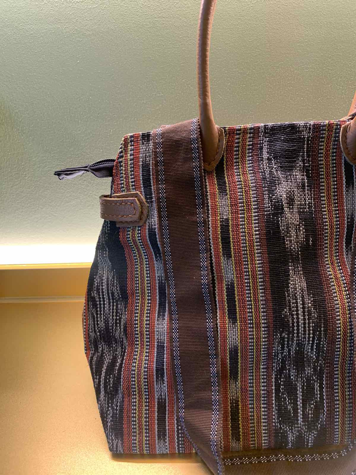 T’nalak Bag with Cow Leather Handle