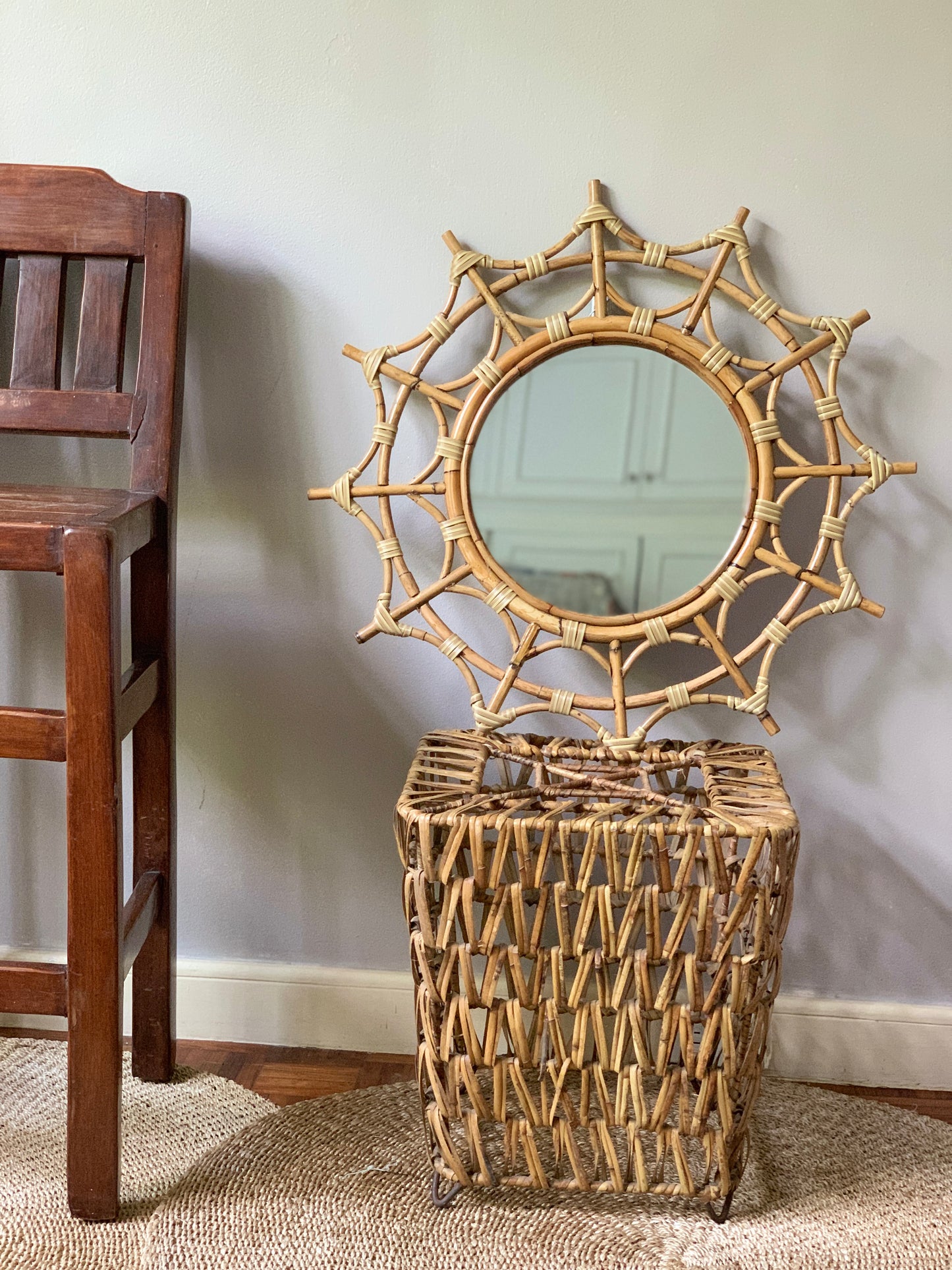 Tala Mirror