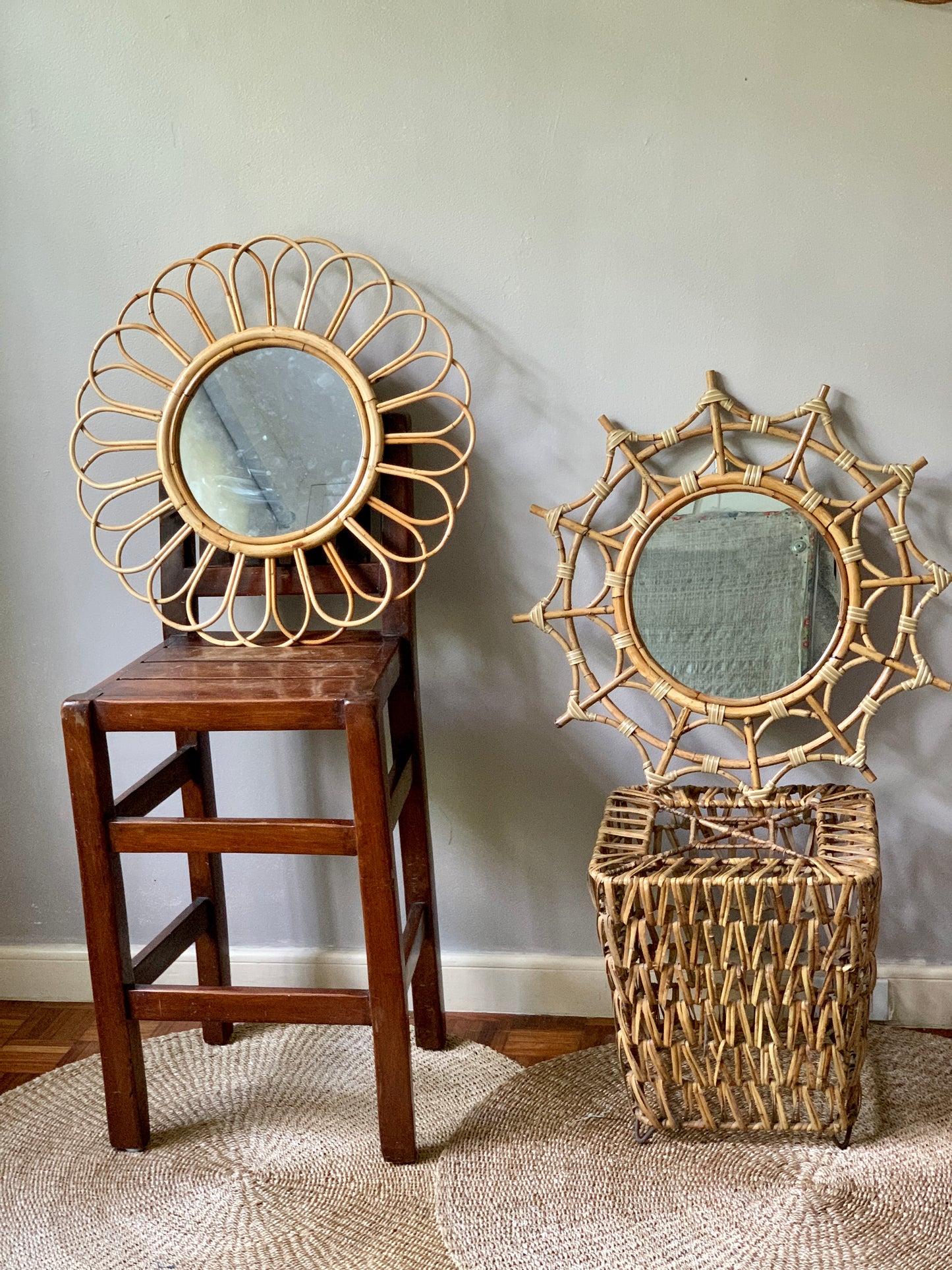 Tala Mirror