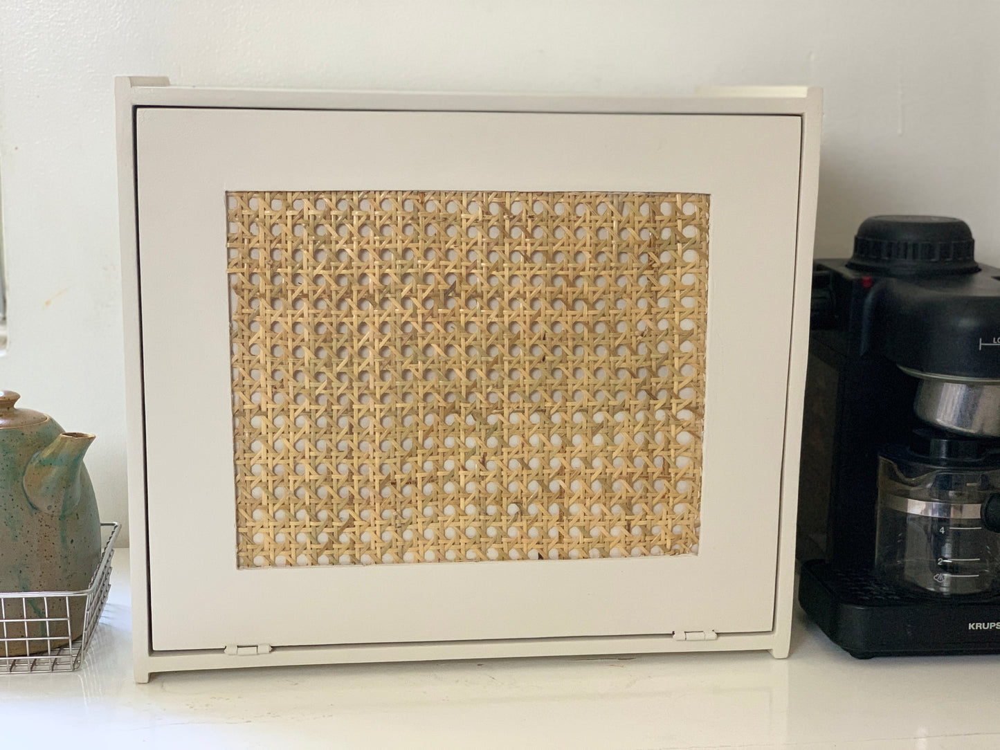 Solihiya Bread Box in White Duco Paint Finish