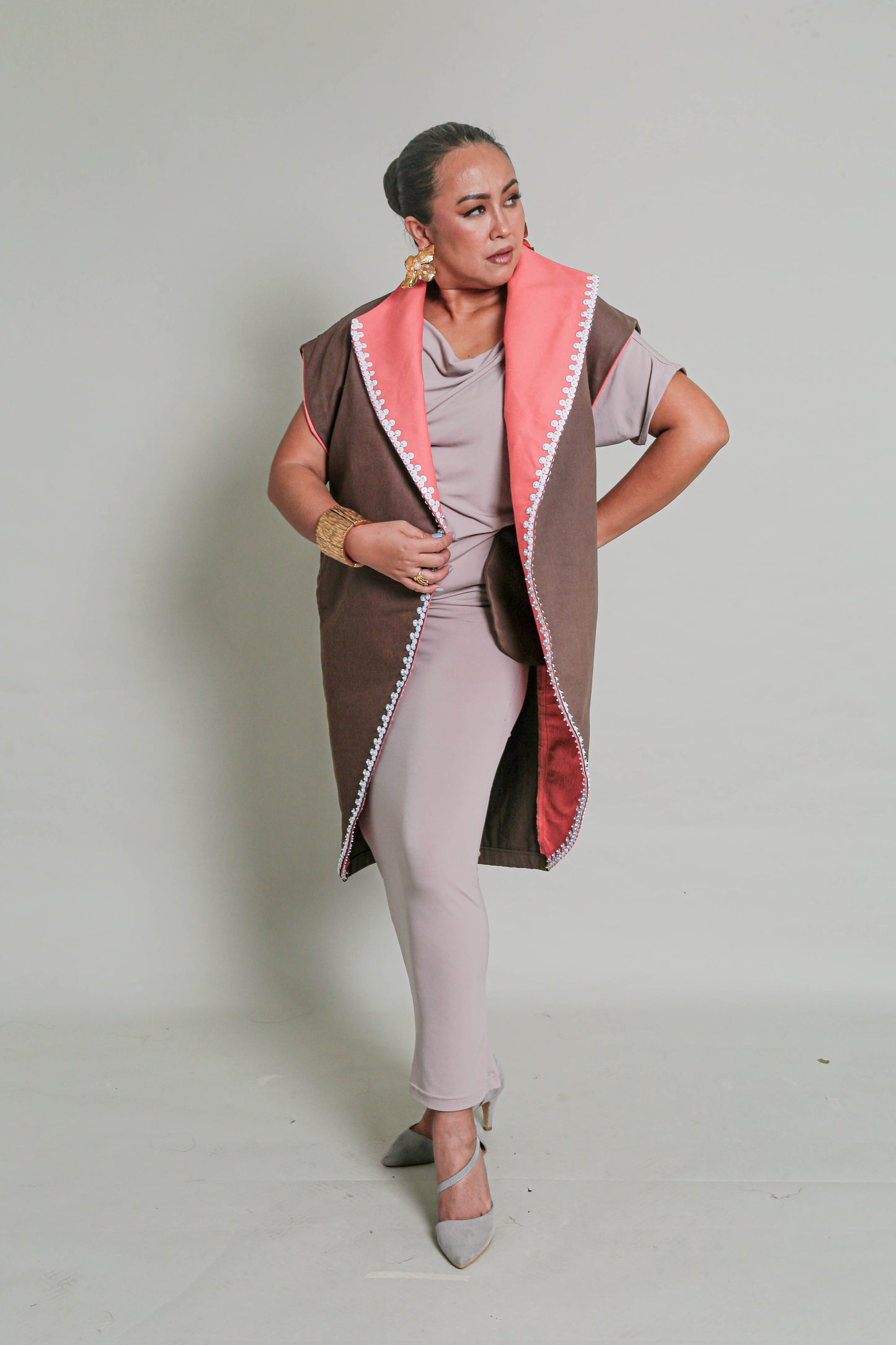 Dignidad Trench Kimono in Brown & Salmon