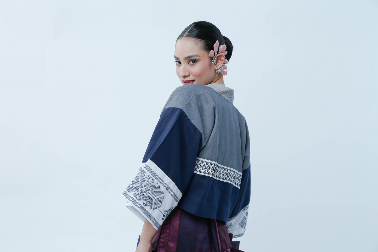 Crop Kimono with Cotton Inaul