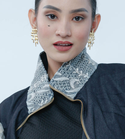 Gantimpala in Black with Piña Calado Collar