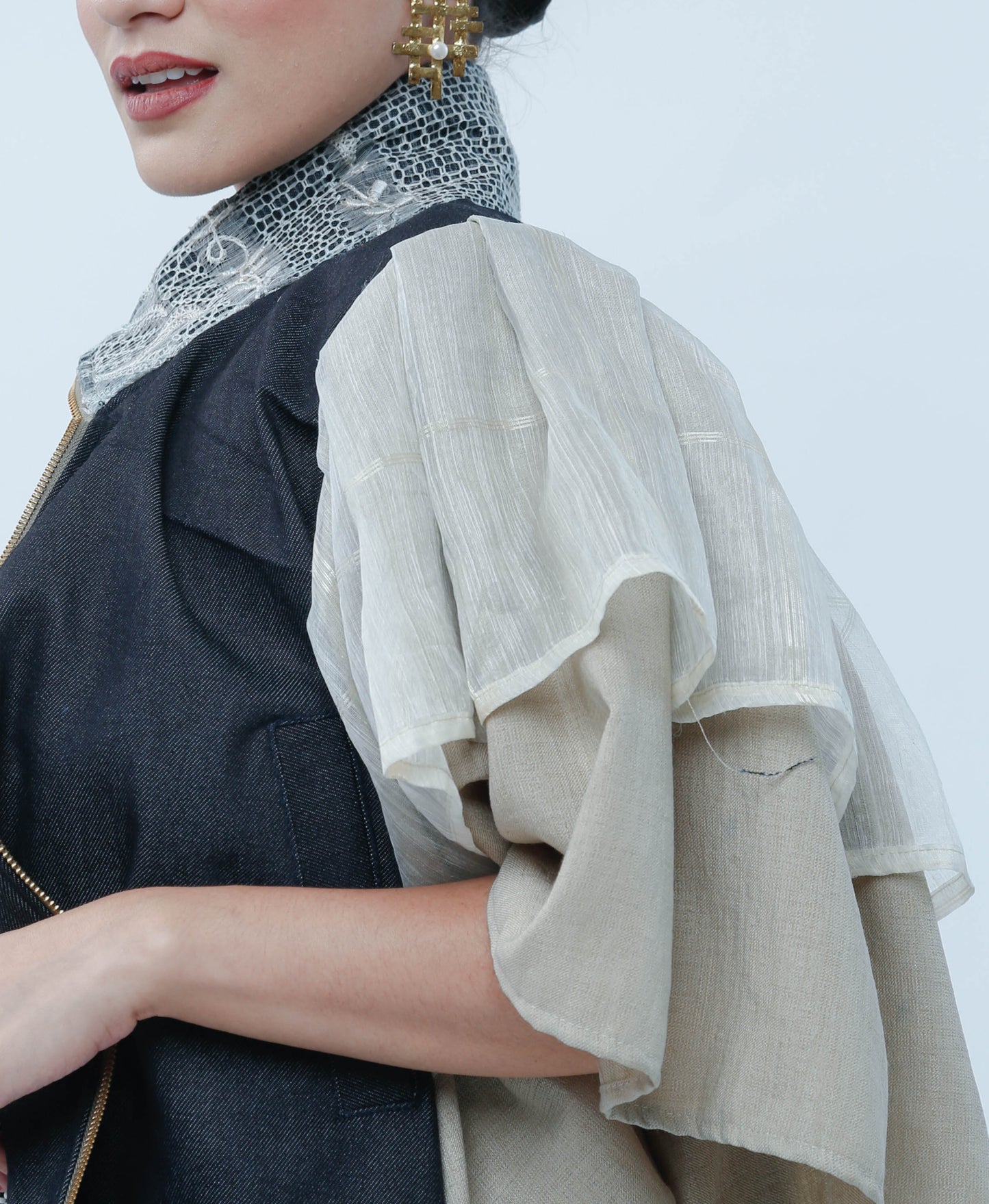 Gantimpala in Black with Piña Calado Collar
