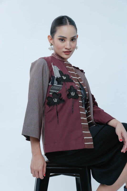 Mayordoma Jacket in Maroon with Applique