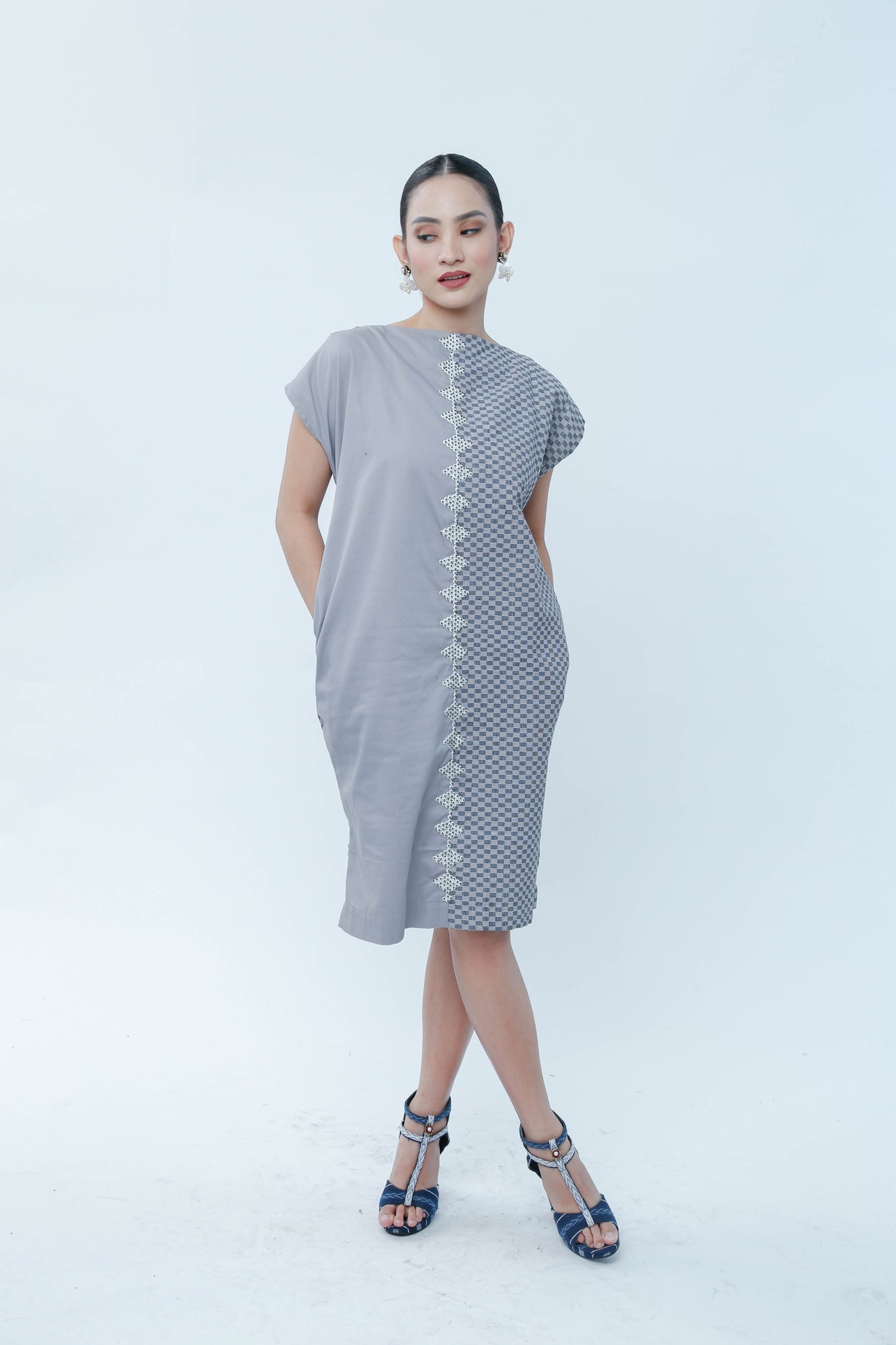 Doble Kara Two Toned Dress in Grey