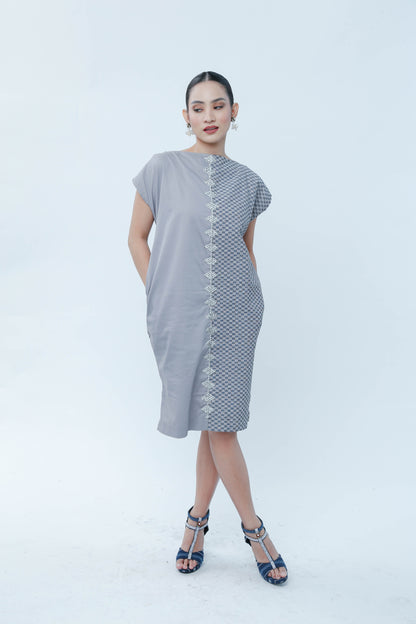 Doble Kara Two Toned Dress in Grey