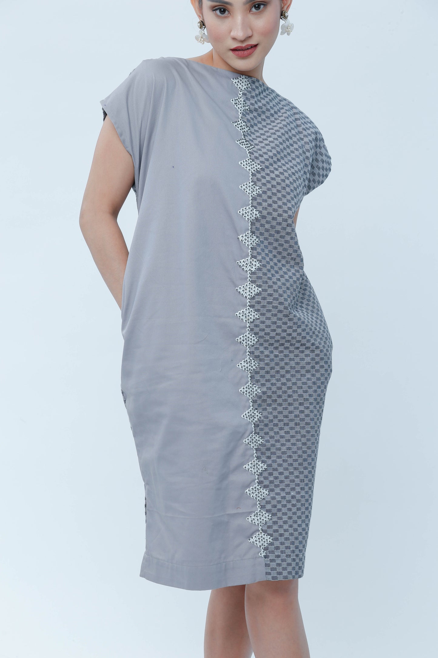 Doble Kara Two Toned Dress in Grey