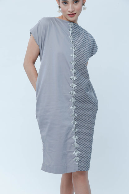 Doble Kara Two Toned Dress in Grey