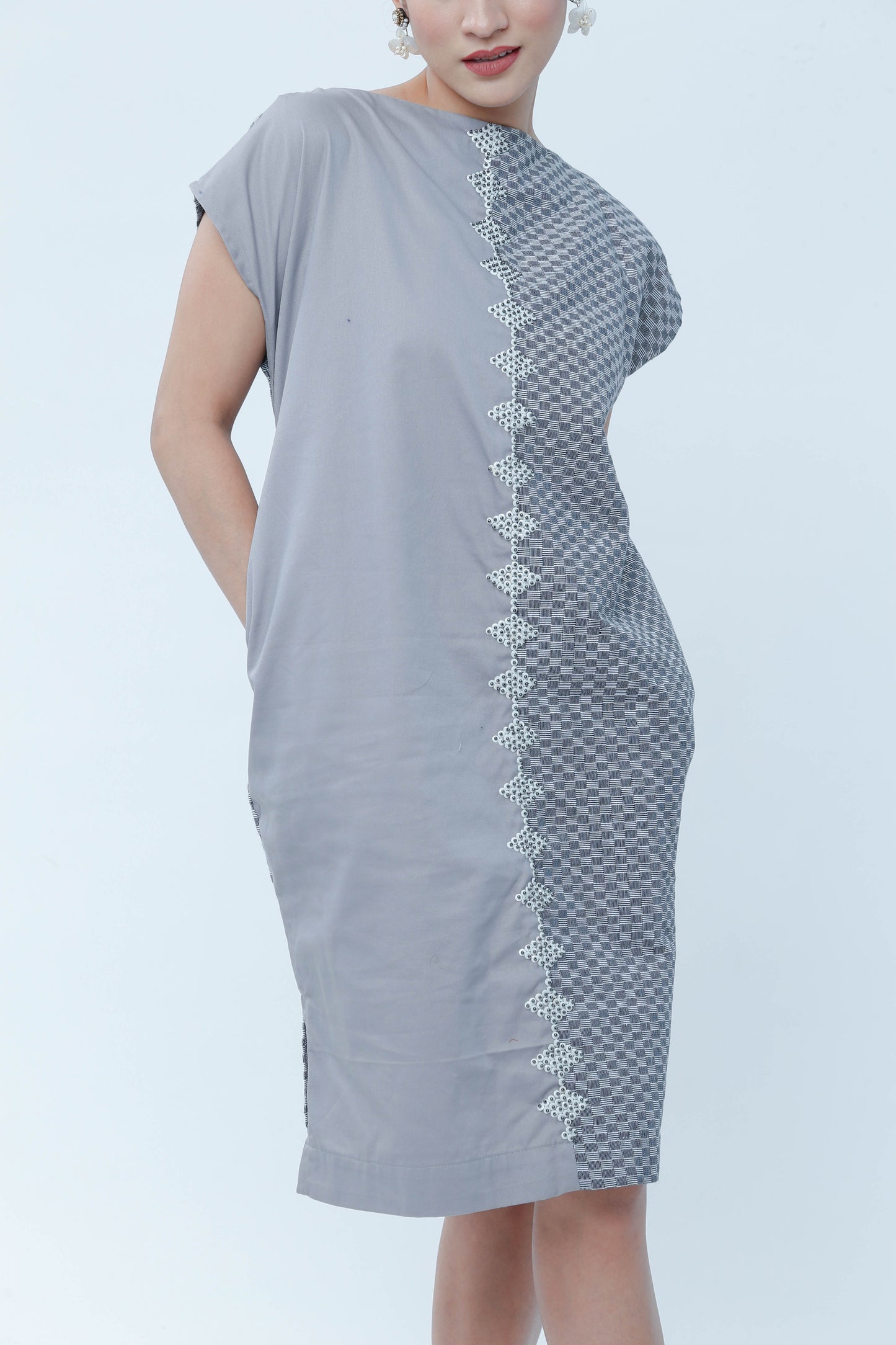 Doble Kara Two Toned Dress in Grey