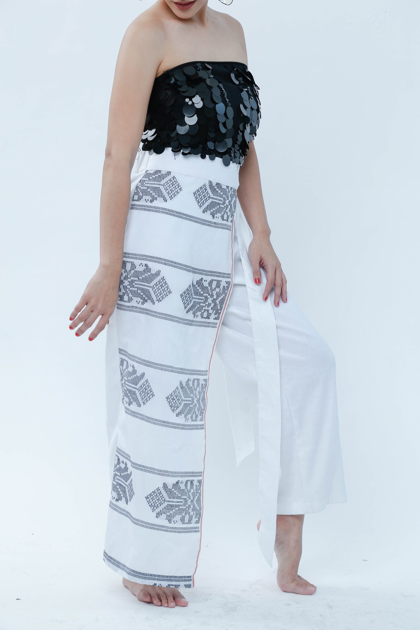 Kinabuhi Pants in White Linen with Cotton Inaul