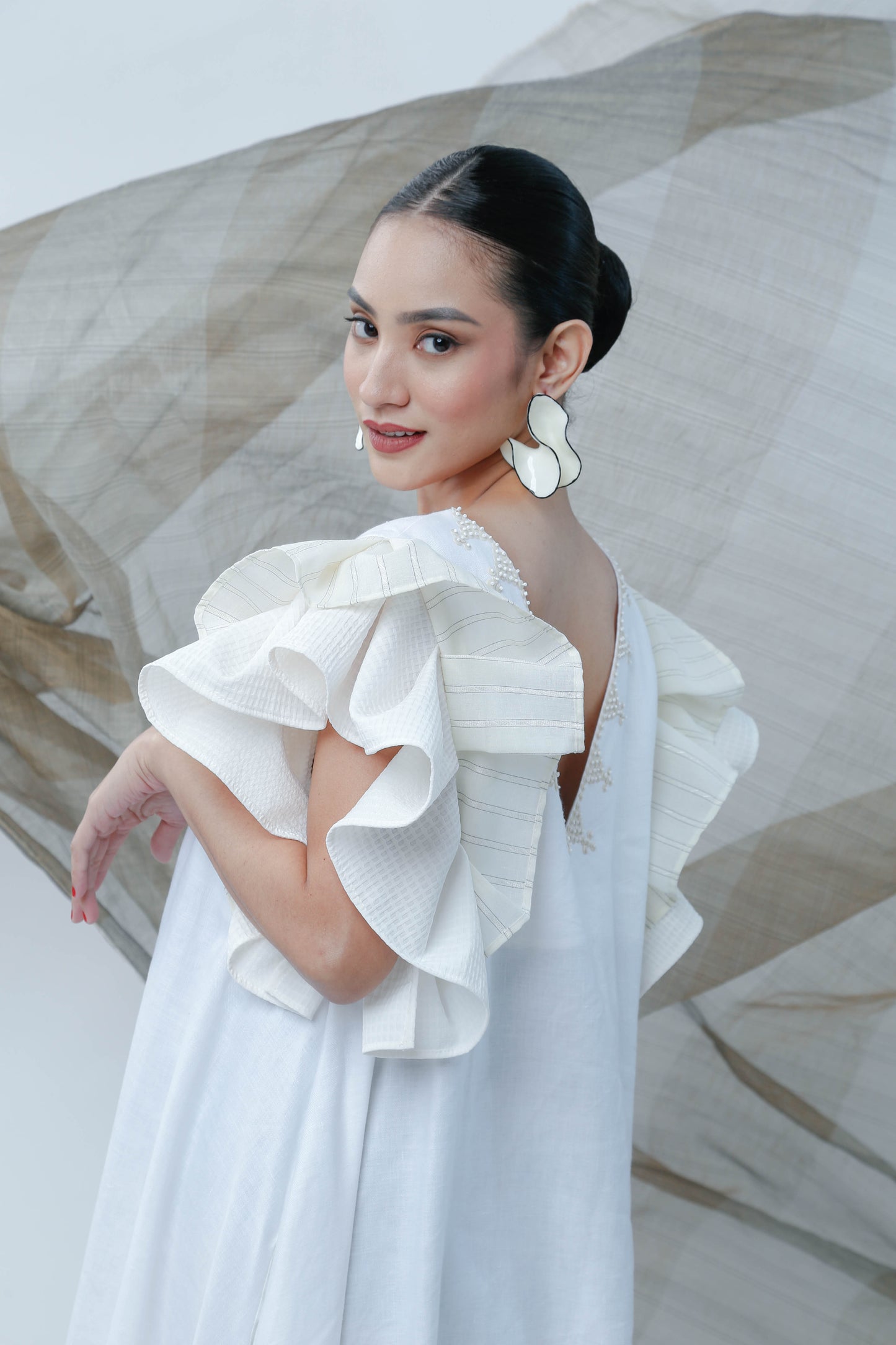 Masayahin Dress in White