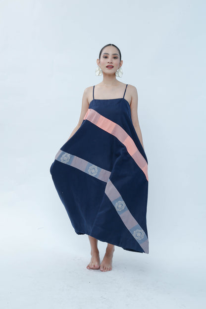 Gantimpala Dress in Dark Denim