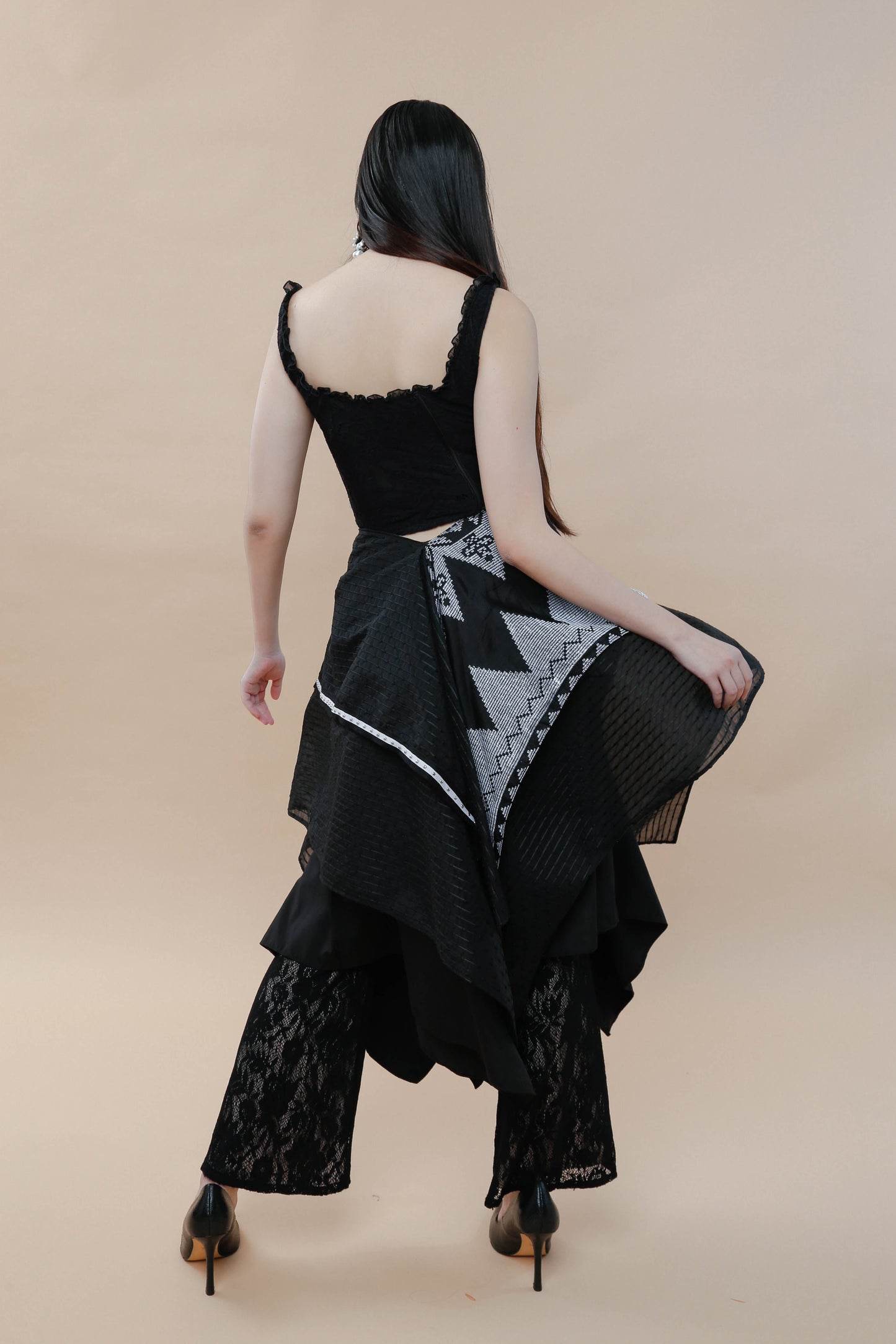 FREESTYLE SKIRT IN BLACK SILVER INAUL