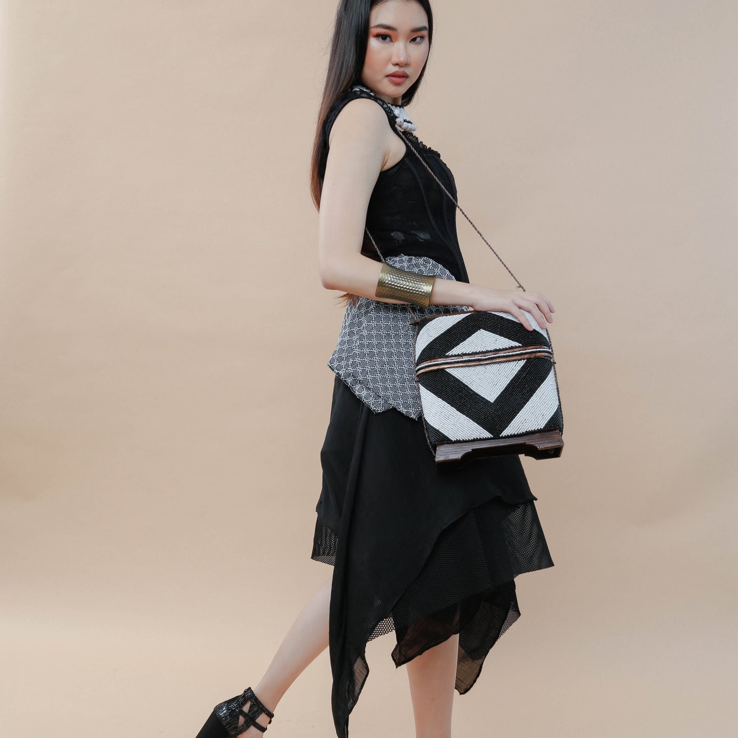 Detalye Fully Beaded Palawan Bamboo Bag