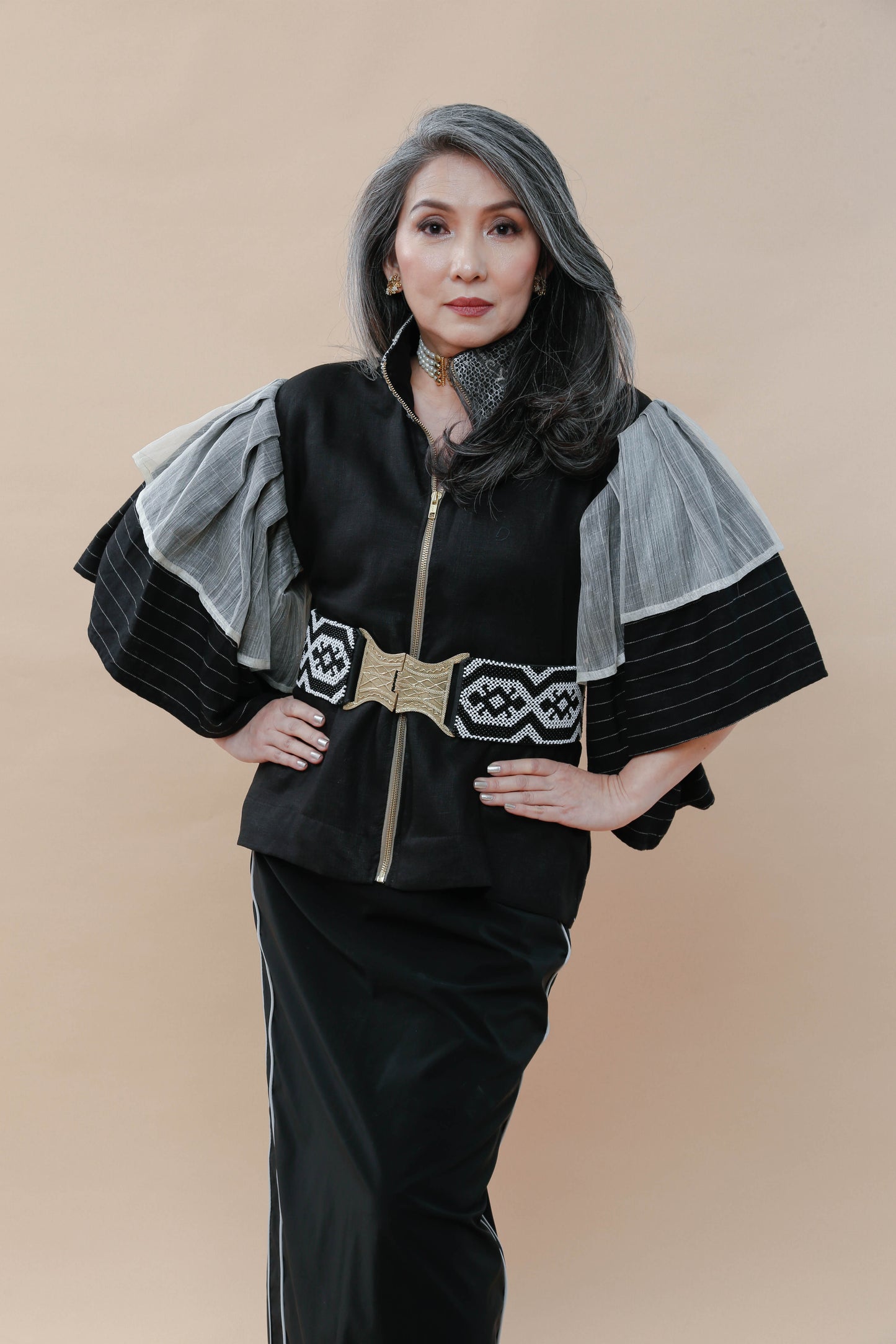 Gantimpala Black Pure Linen in Piña Calado of Lumban