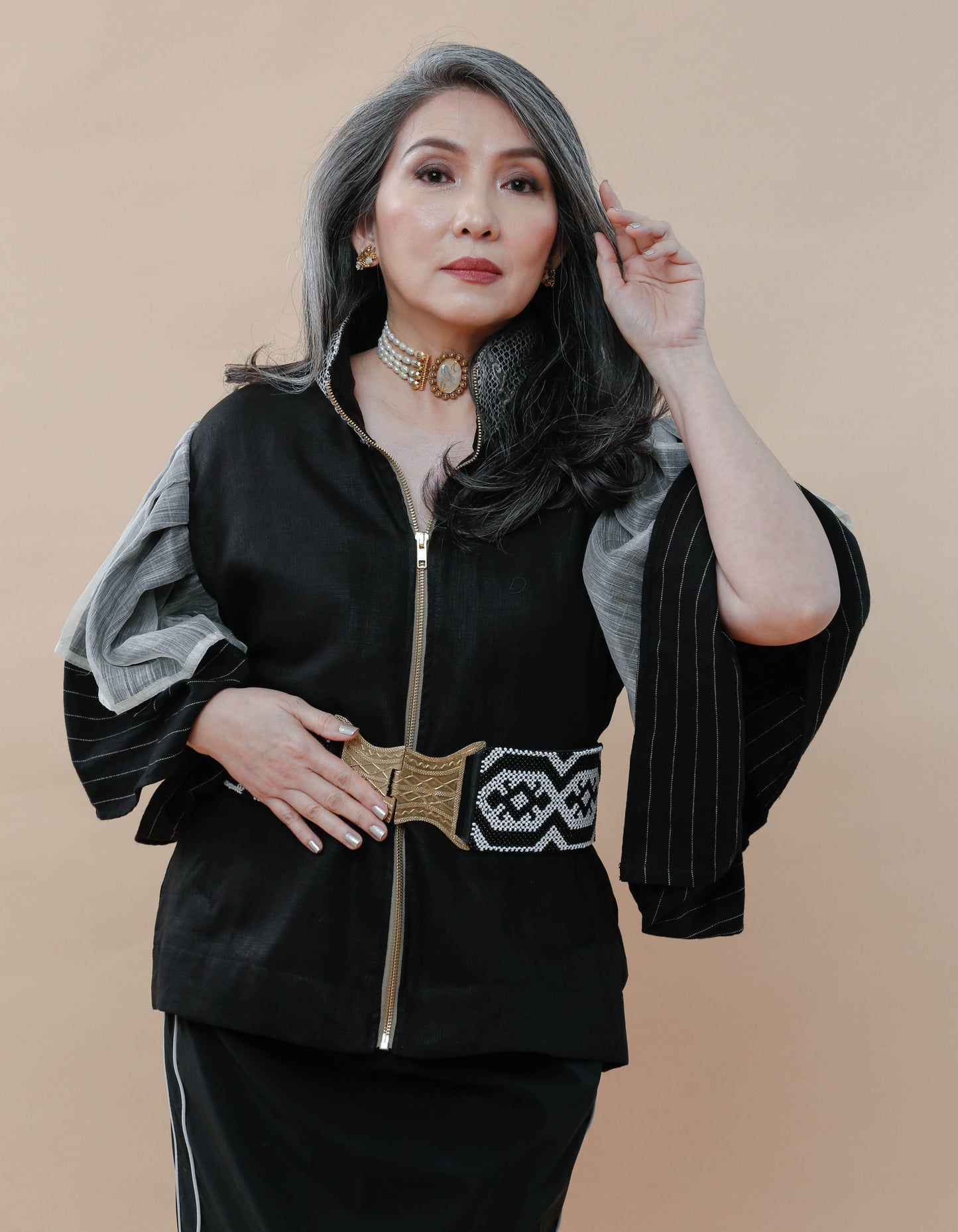 Gantimpala Black Pure Linen in Piña Calado of Lumban