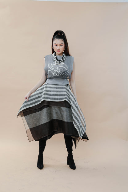 Panalo Black Piña Bib