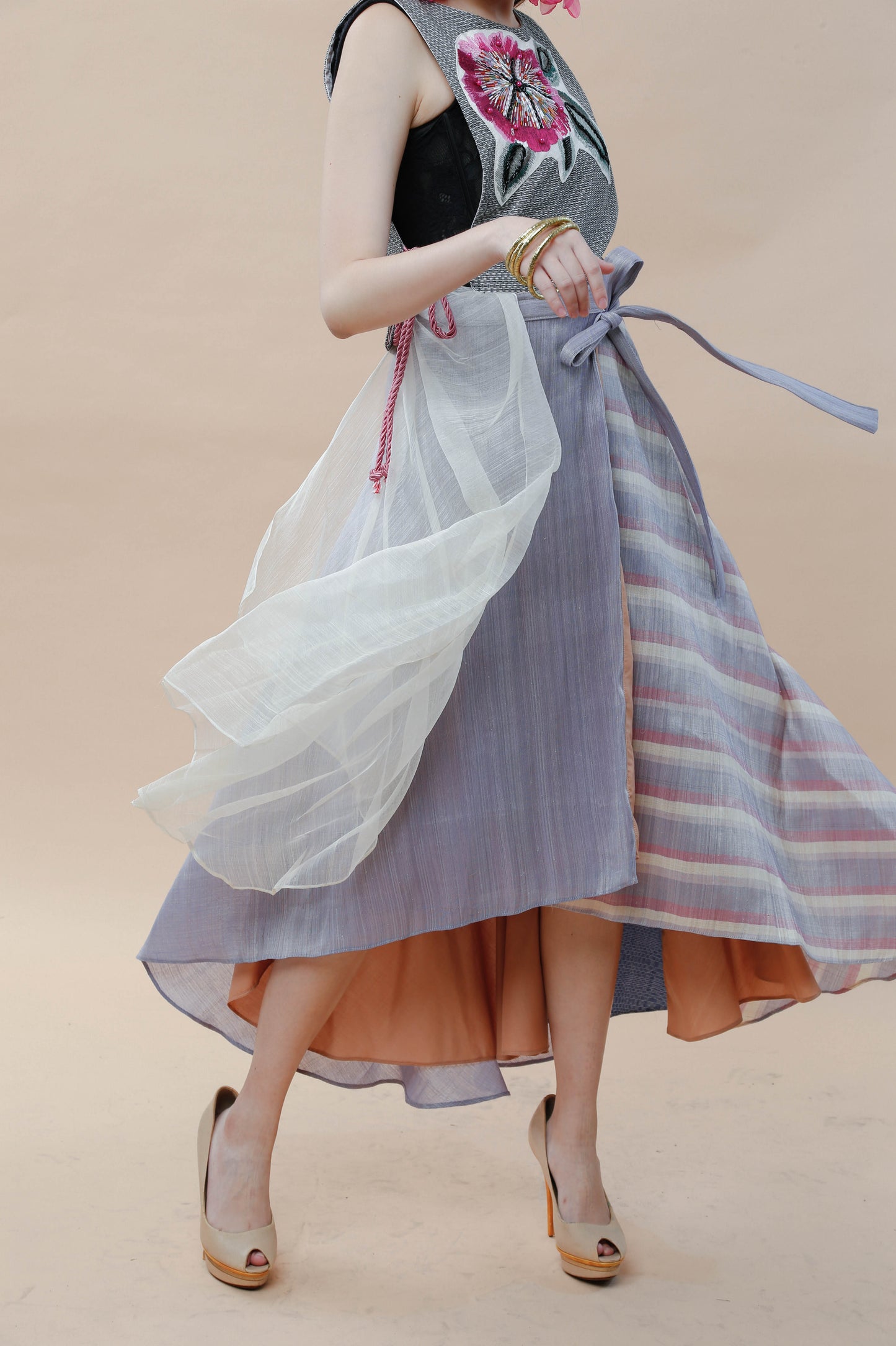 Reversible Multi Angle Wrap Skirt in Abaca and Piña