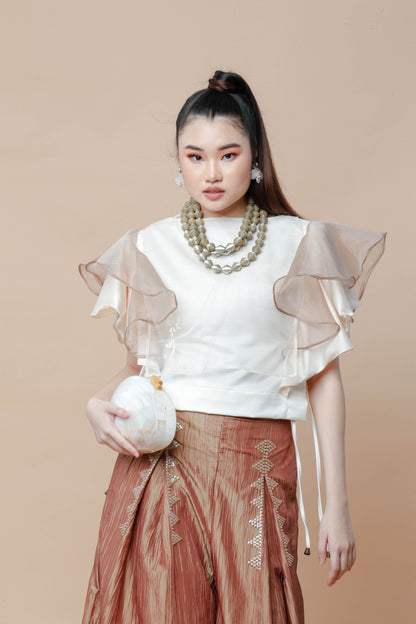 Piña Callado Bib with Malanding Sleeves
