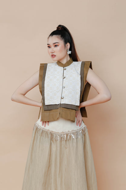 Pinagpala Bib in Earth Inabel Weave