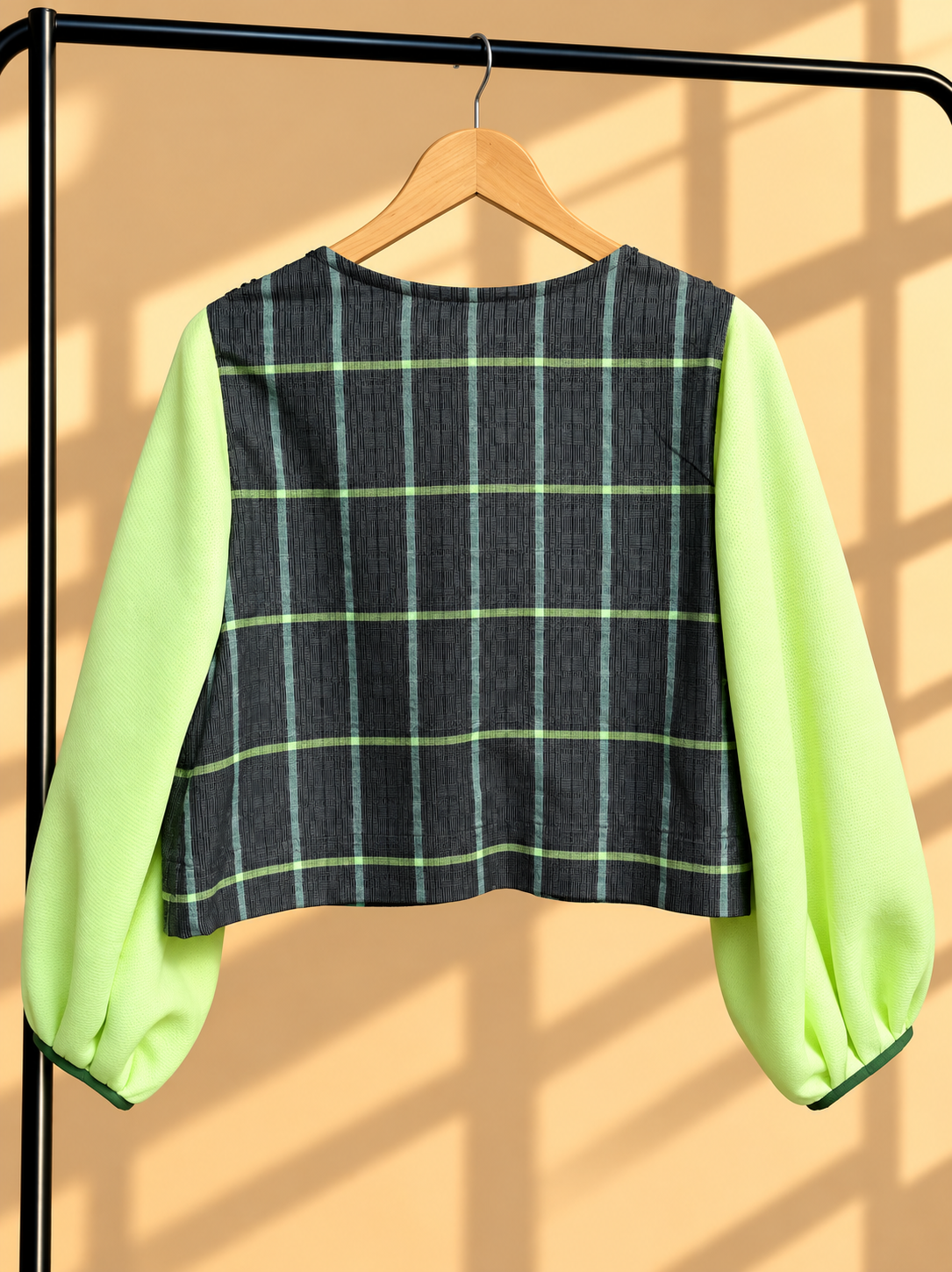 SAYO TE BALLOON JACKET IN GREEN WITH BINAKOL