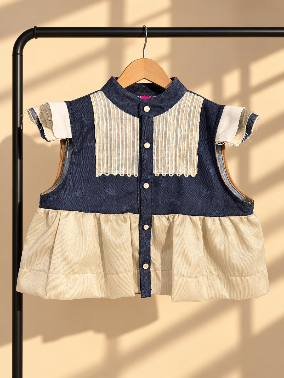ITINAKDA TOP IN DENIM WITH COTTON ABACA