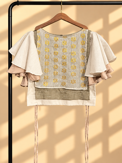 MALANDI SLEEVES BIB IN EARTH WITH GOLD FLORAL SUKSUK BARONG
