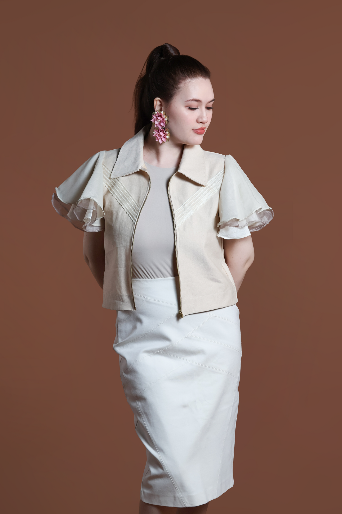 LIPAD JACKET WITH MALANDI SLEEVES IN CREAM AND RARE ABACA WEAVE